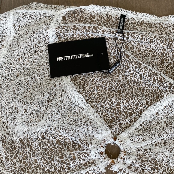 PrettyLittleThing Set in White size 8 BRAND NEW - Picture 3 of 3